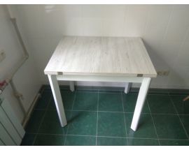 Кухонный стол нераскладной 70х90