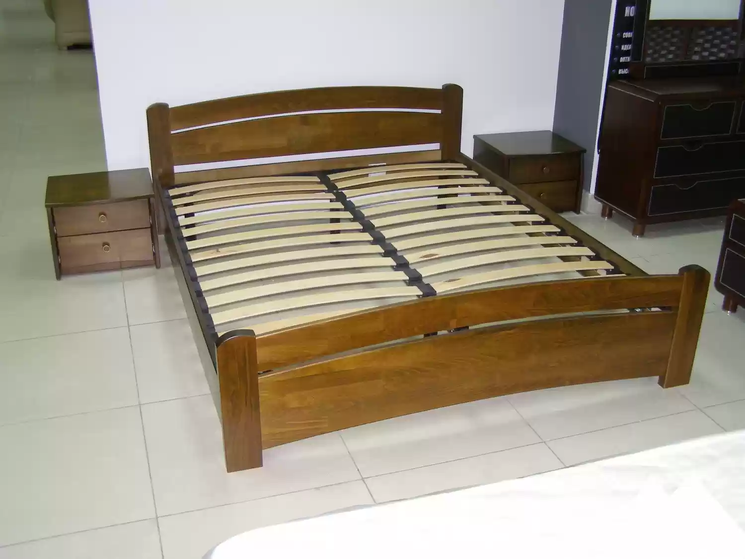 Ліжко на замовлення 013100